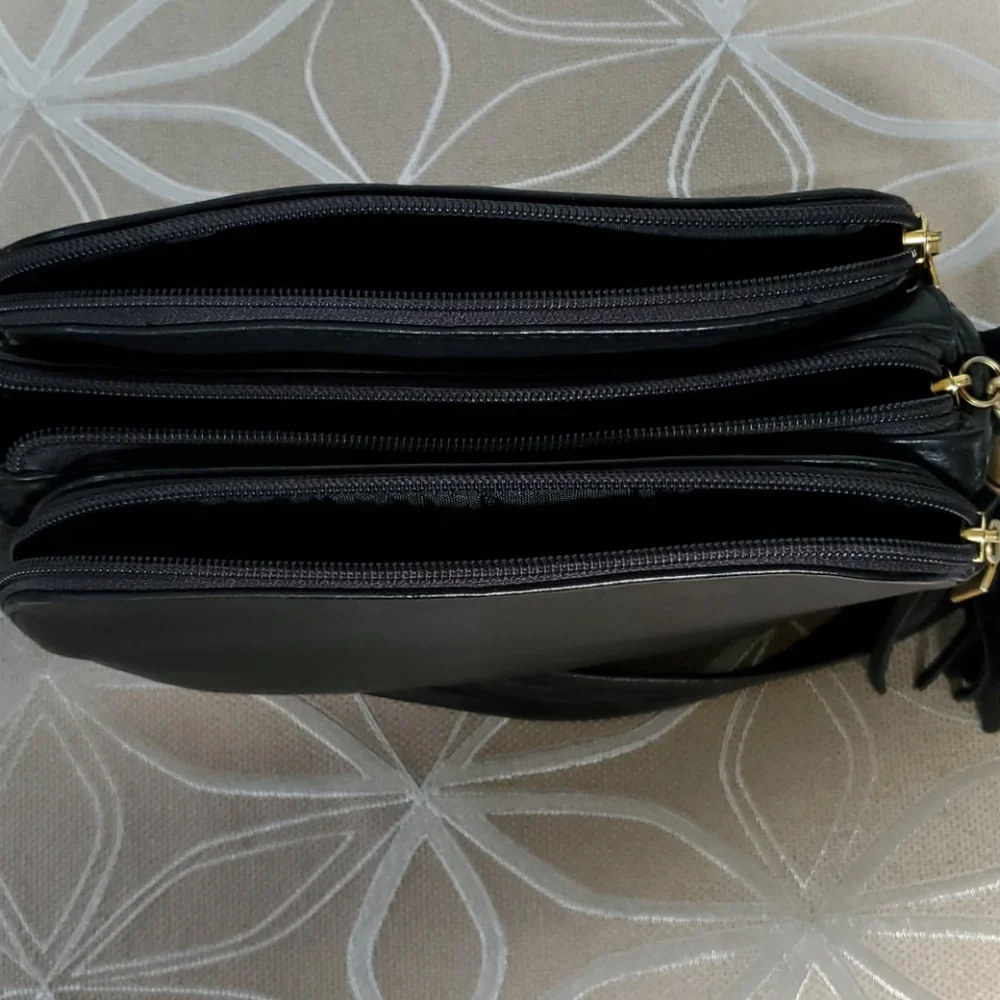 Vintage Tignanello Bag Black/Gold